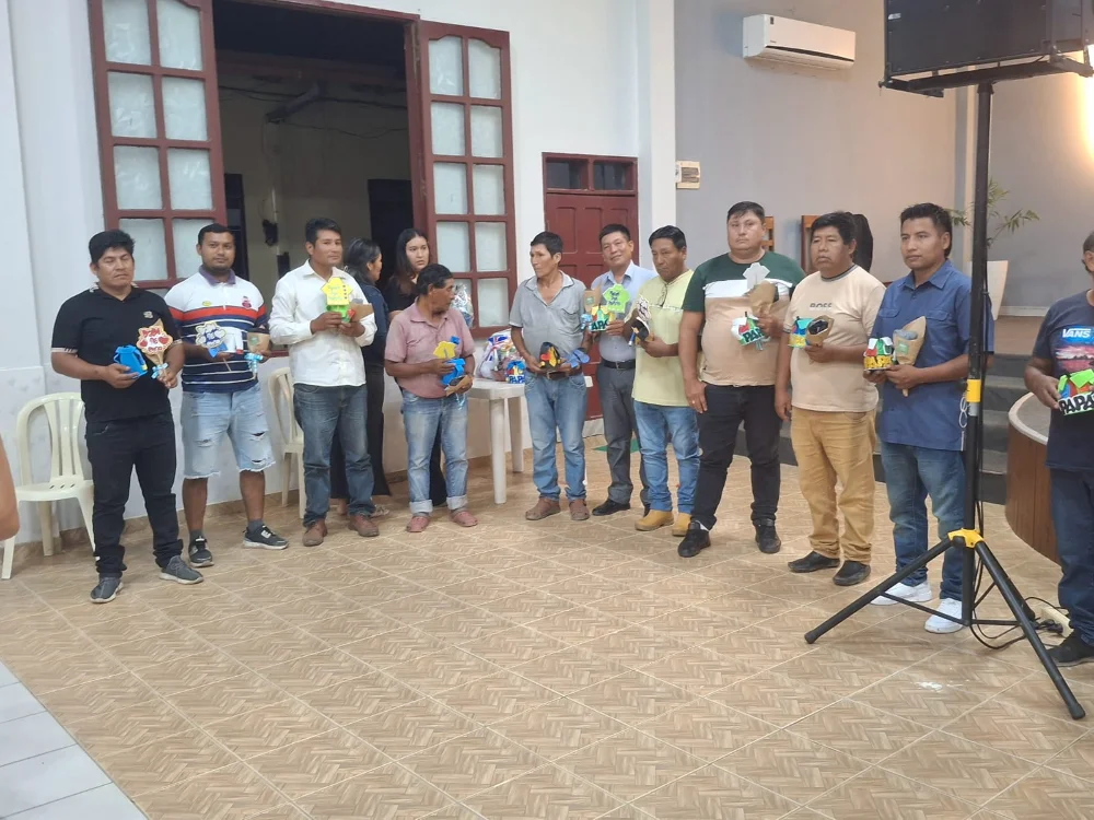 Un Homenaje a el Rey de la Casa: Celebramos el Día del Padre en la Iglesia Cristo Rey